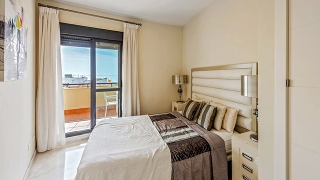Luxusní apartmán u pláže Cosmo v Esteponě - PRODÁNO