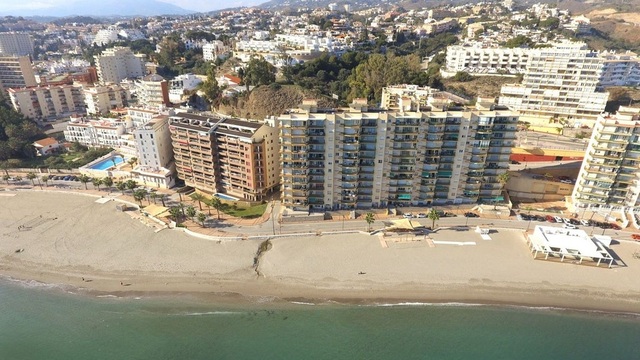 Apartmán s luxusními výhledy na pláž ve Fuengirola - PRODÁNO